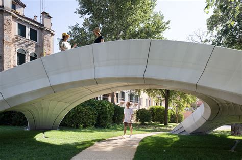 Striatus Bridge / Zaha Hadid Architects + Block .